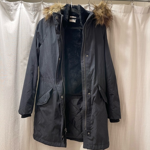 Abercrombie & Fitch parka with detachable fur on hood - Picture 2 of 4